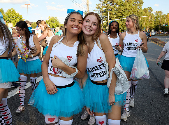 1642hoco9-20-24
