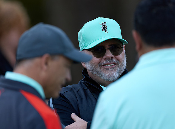 051MG10-10-25