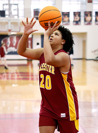 042frW1-8-22