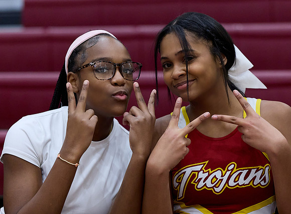 04jvchS12-9-25