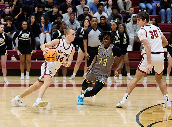 052vS2-10-26