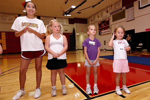 085cheer7-27-09