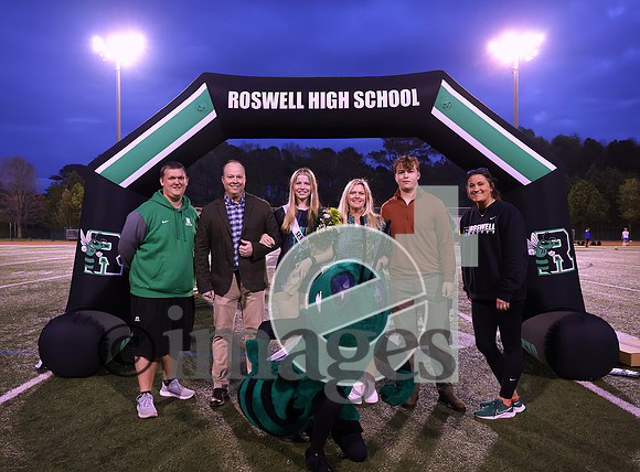 090RvbC3-22-23