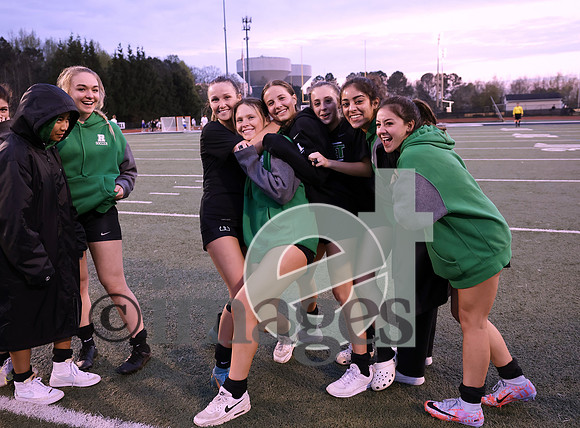 052RvbC3-22-23