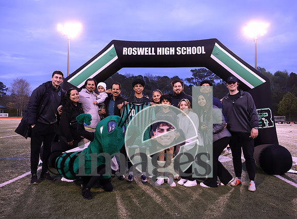 067RvbC3-22-23