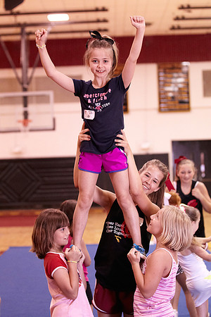 083cheer6-6-11