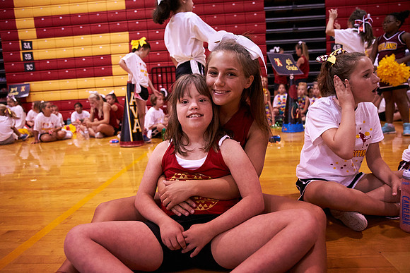 078cheer6-8-16