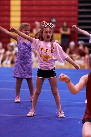329cheer6-8-16