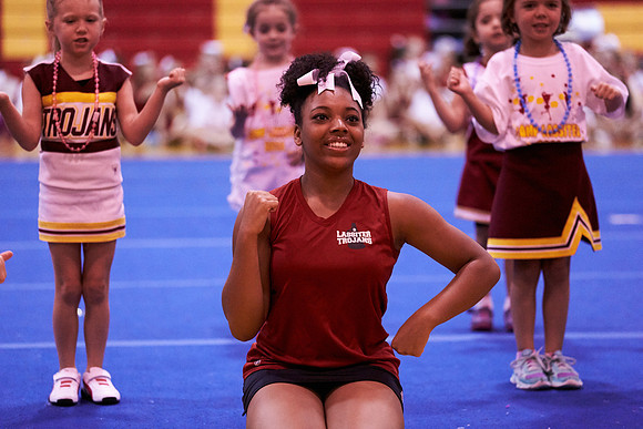 140cheer6-8-16