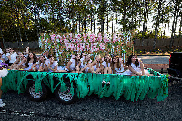 1699hoco9-20-24