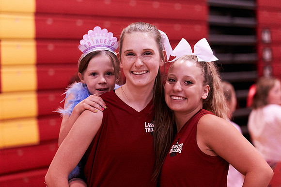 067cheer6-8-16