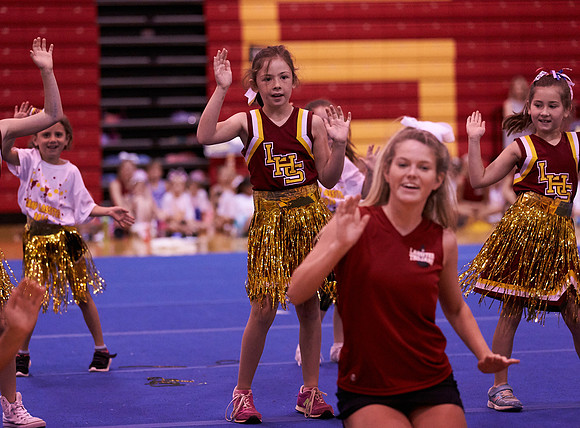 293cheer6-8-16