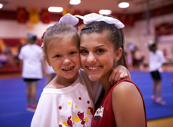 090cheer6-8-16