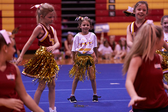 274cheer6-8-16