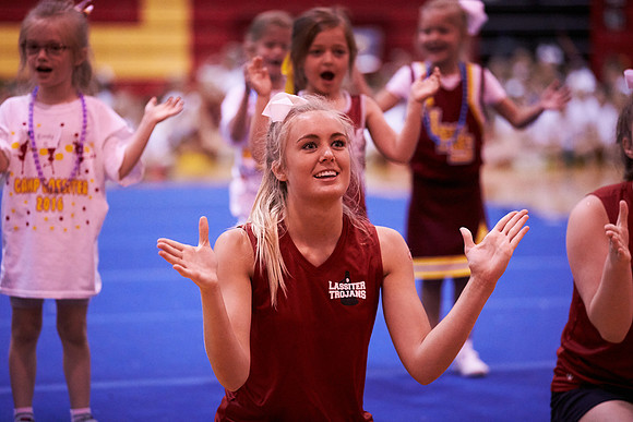 138cheer6-8-16