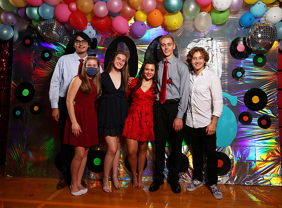 102hoco9-18-21