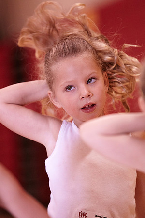 078cheer6-6-11