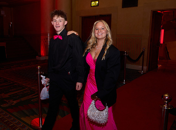050prom3-23-24