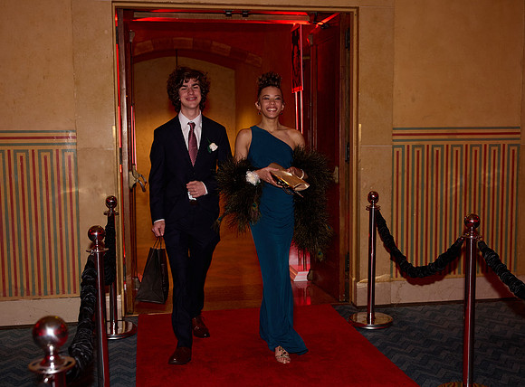 056prom3-23-24