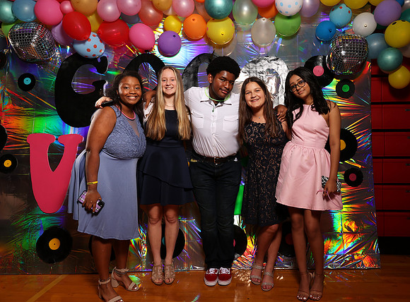 077hoco9-18-21