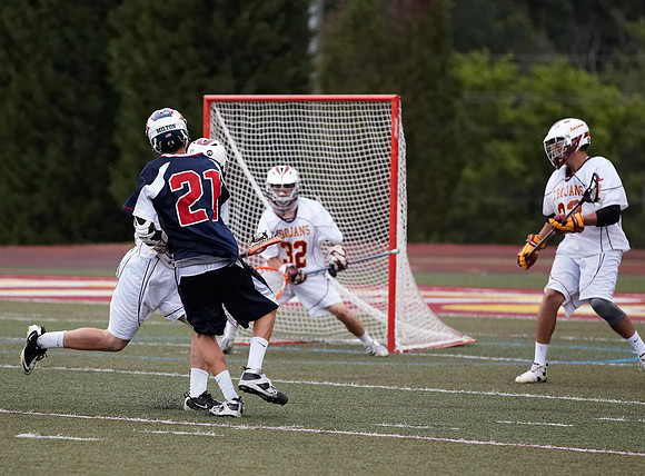 501LaxvM5-19-12