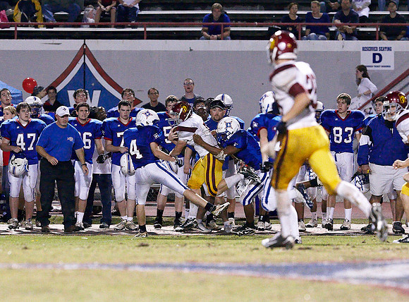 082_lw10-23-09