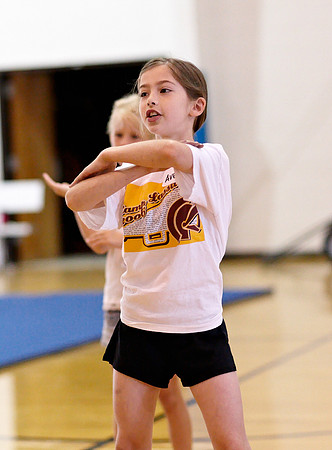 045cheer7-27-09