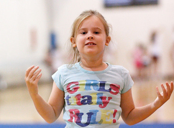 050cheer7-27-09