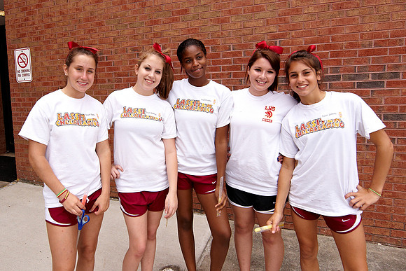 082cheer7-27-09